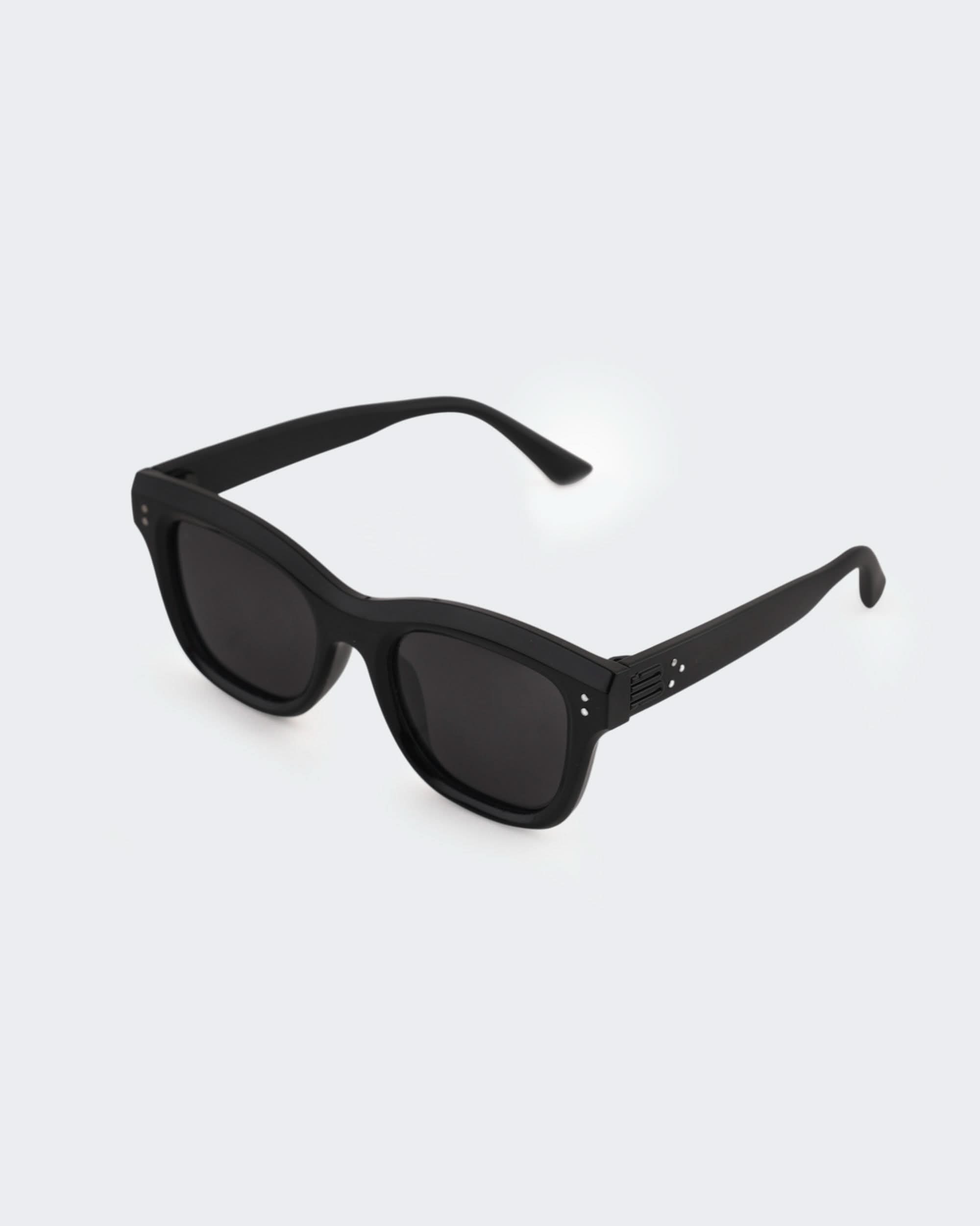 Eminent Cool Rectangle Sunglasses