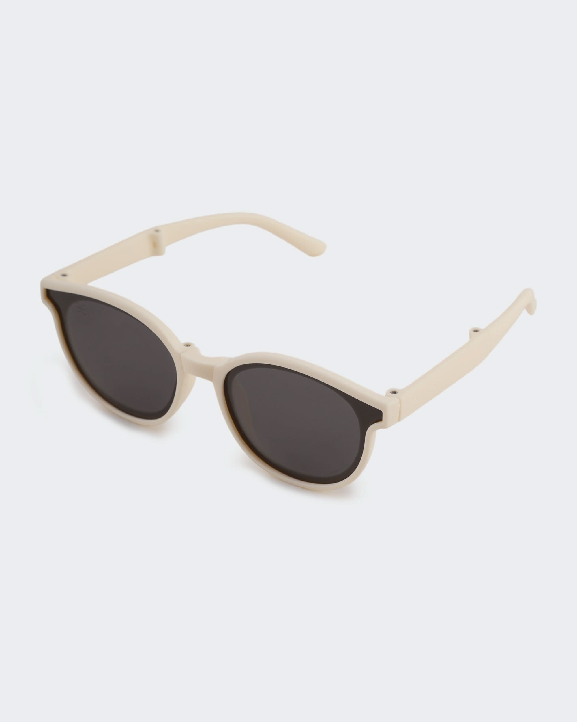 Eminent Cute Round Sunglasses