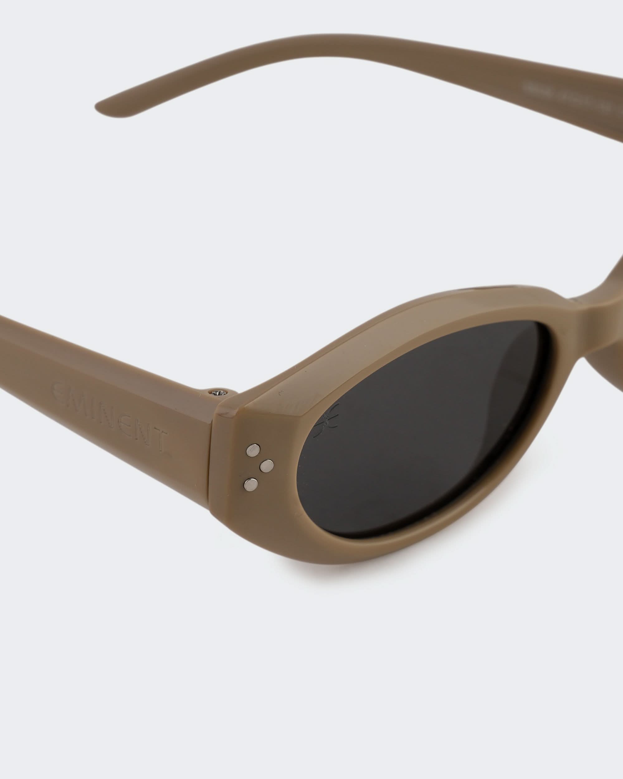 Eminent Trendy Slim Oval Sunglasses