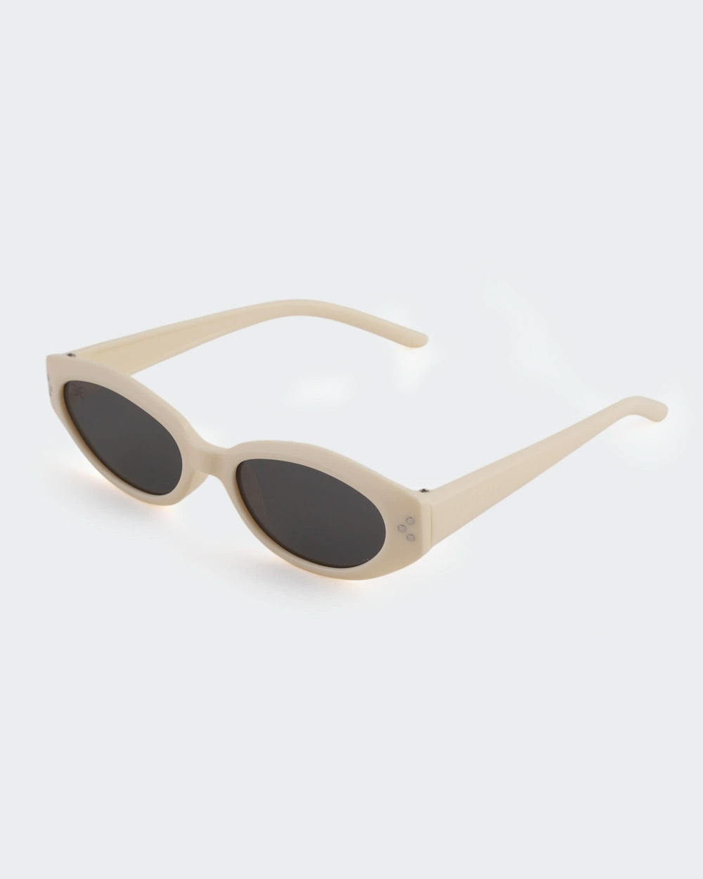 Eminent Trendy Slim Oval Sunglasses