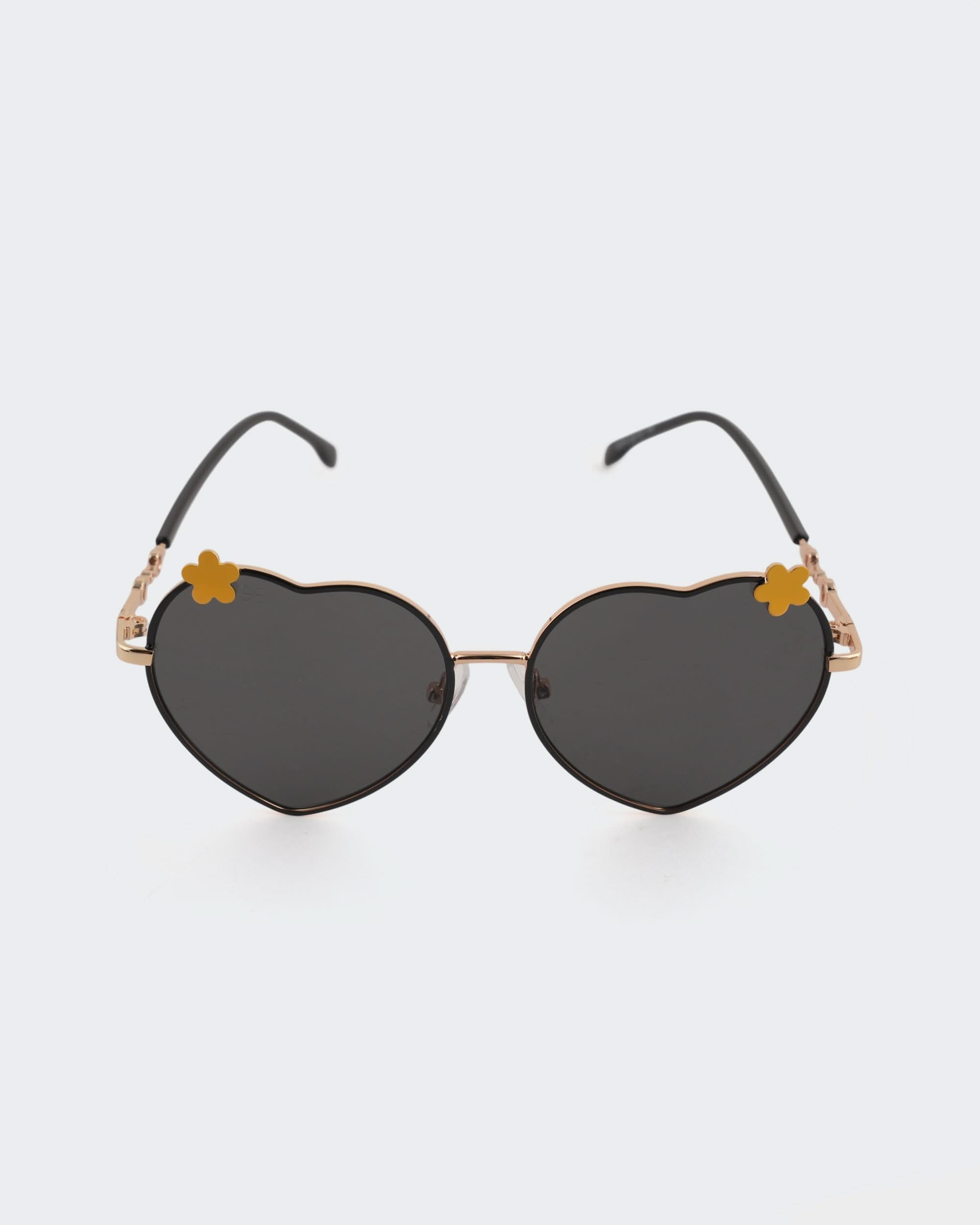 Eminent Cute Heart Shape Sunglasses