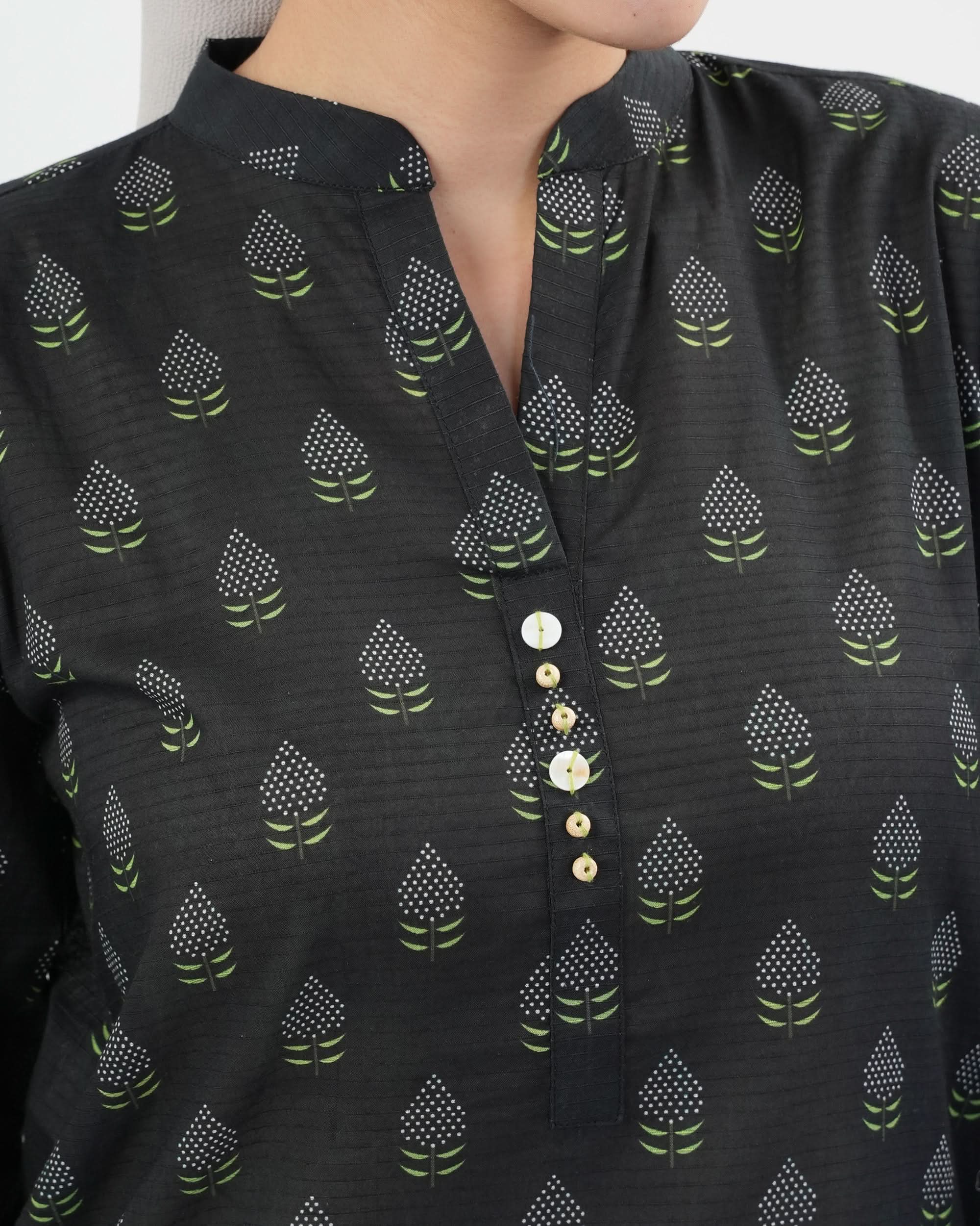 Valuables Women’s Printed Kurti