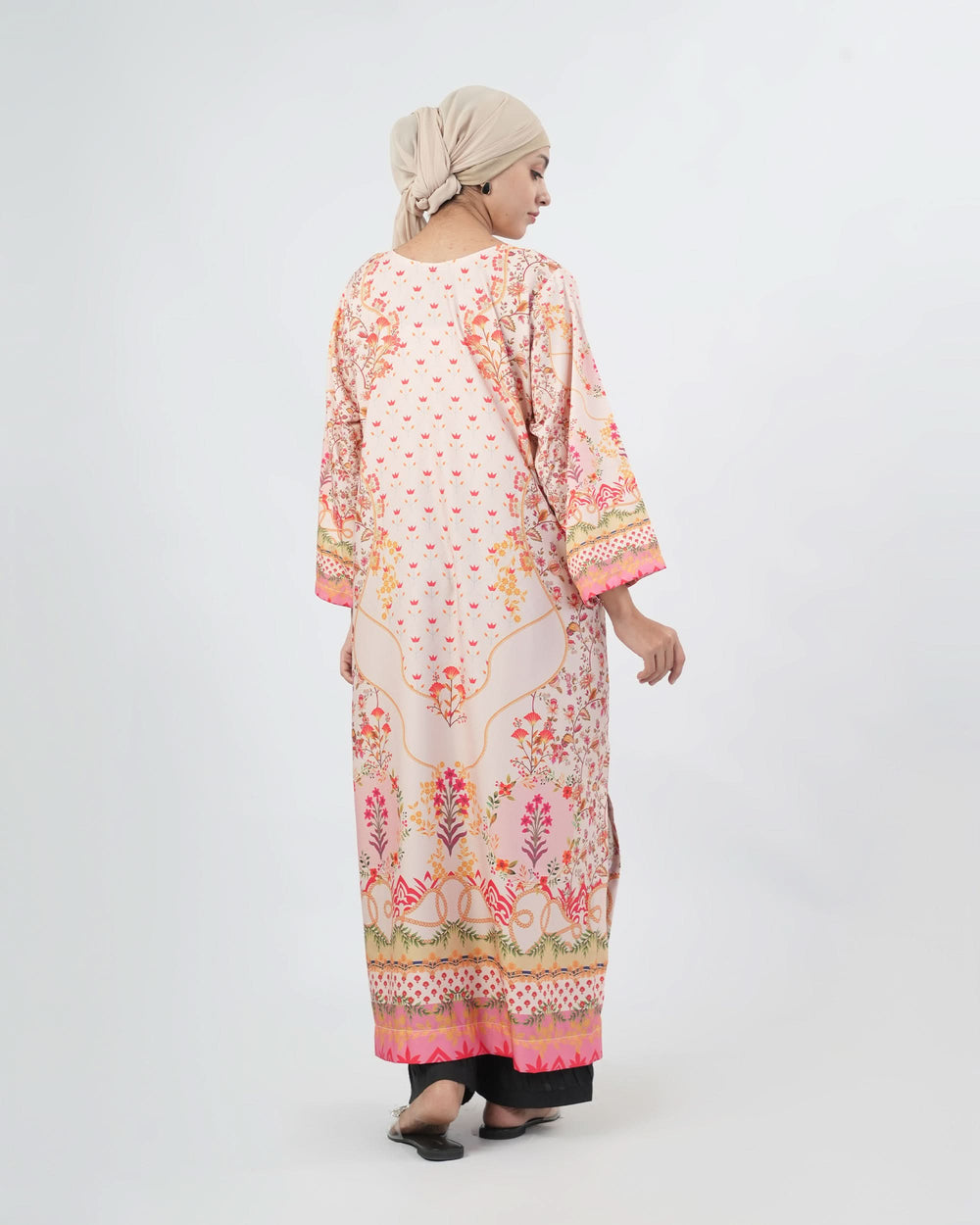 Valuables Women Silk Printed Kaftan