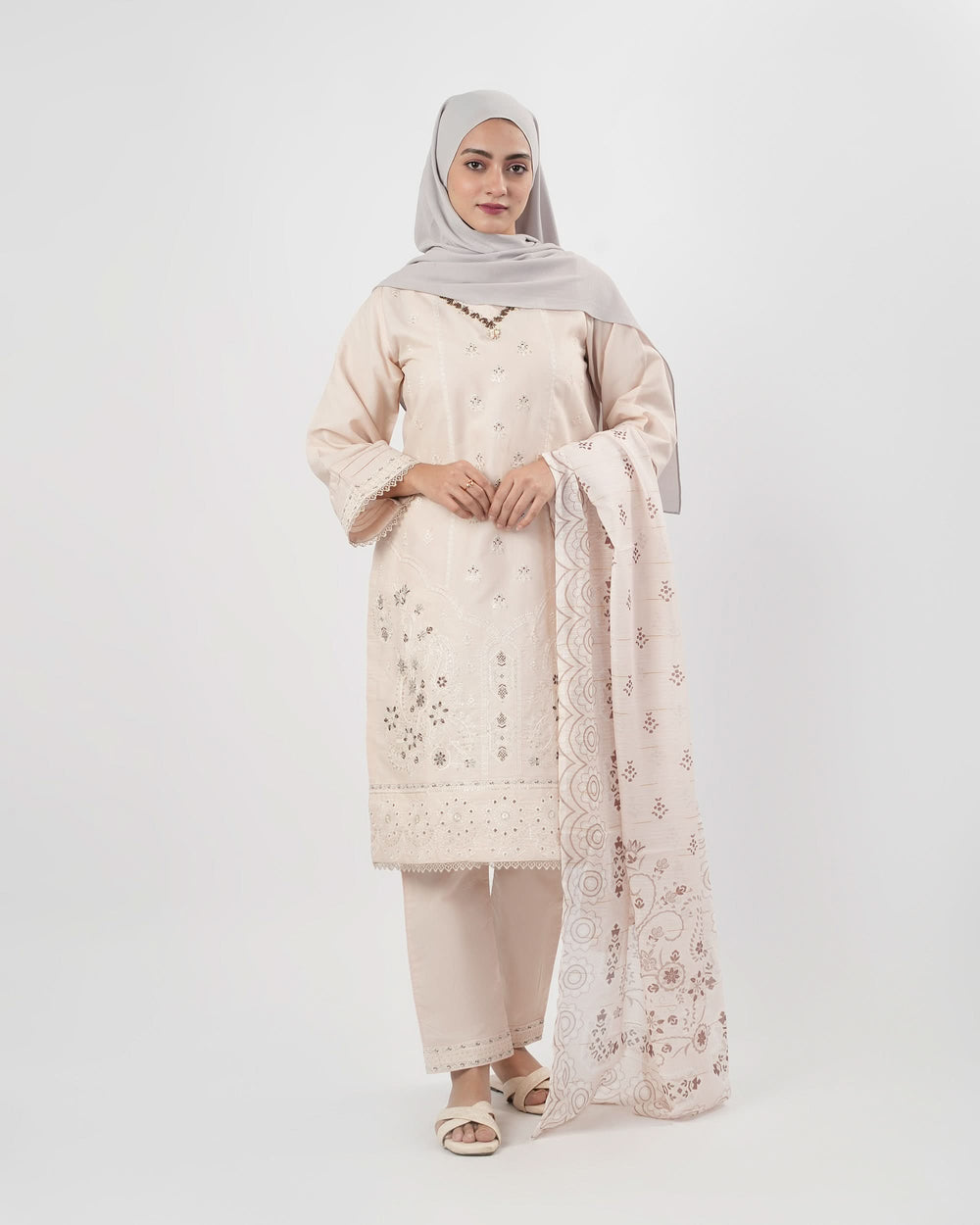 Valuables Women Embroidered 3Pcs Suit