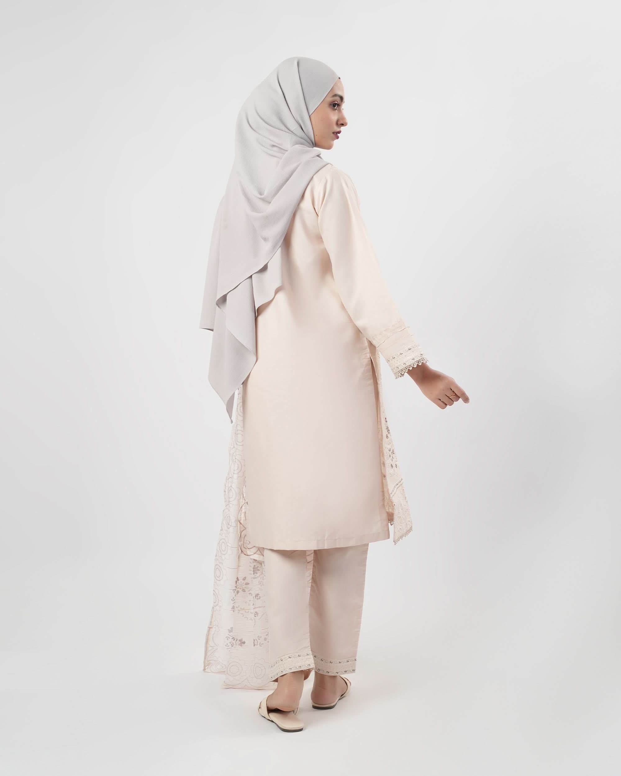 Valuables Women Embroidered 3Pcs Suit