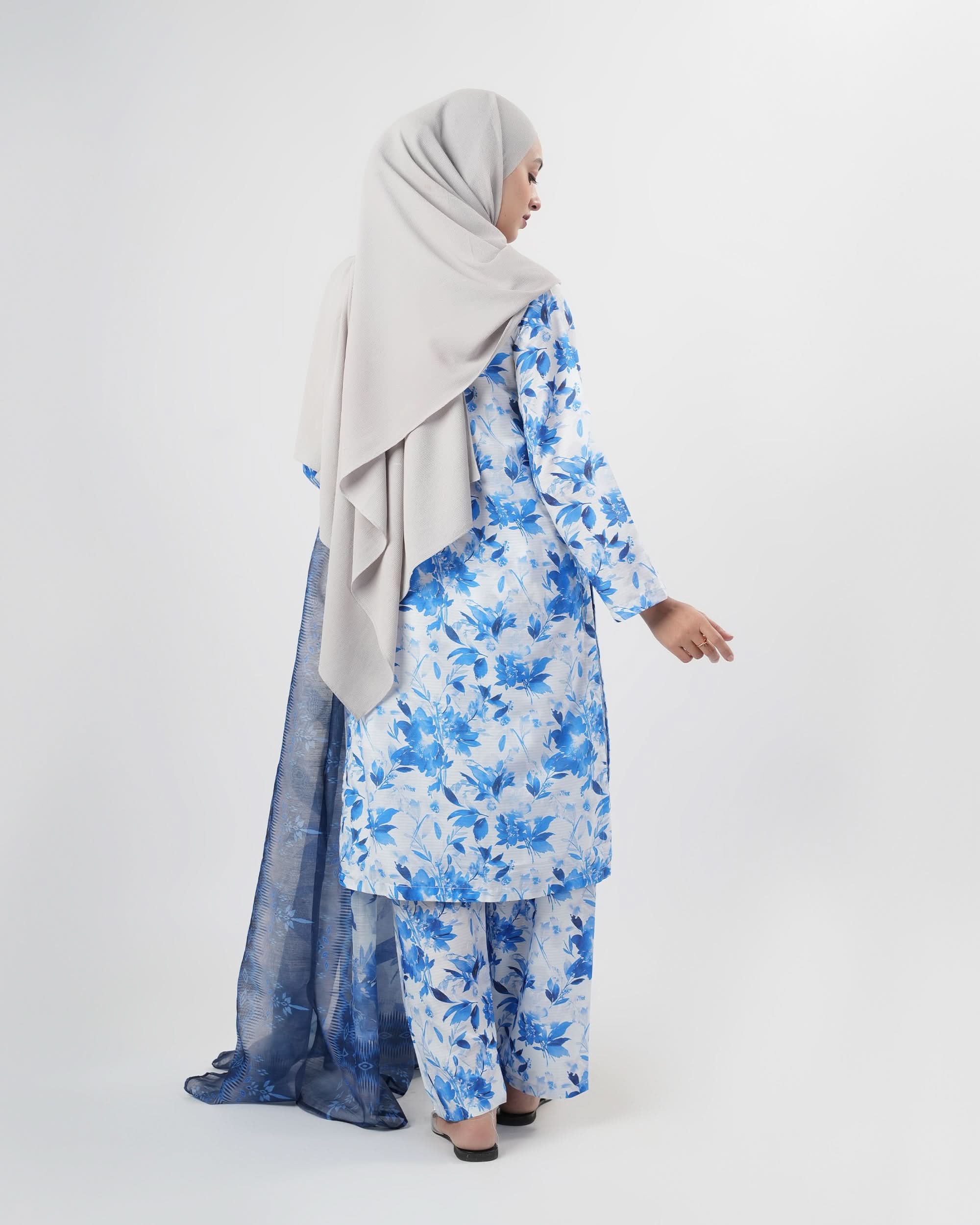 Valuables Women’s Printed 3-Pcs Suit