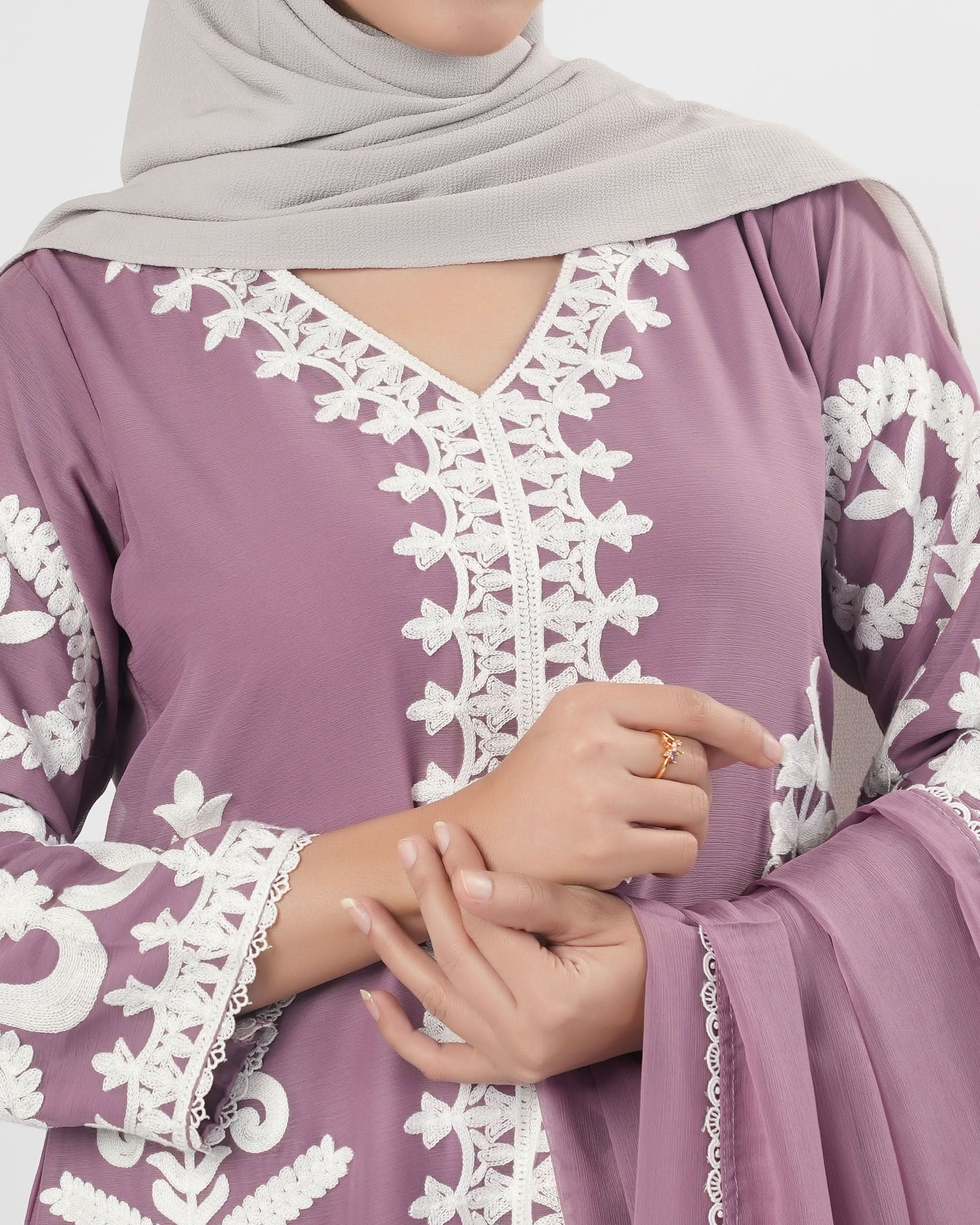 Valuables Women’s Embroidered Chiffon 3Pcs Suit