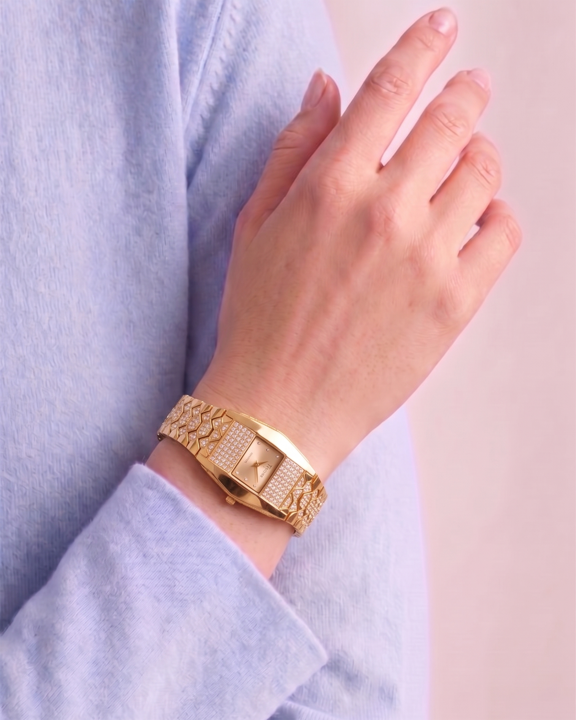 Women's Watch - Golden