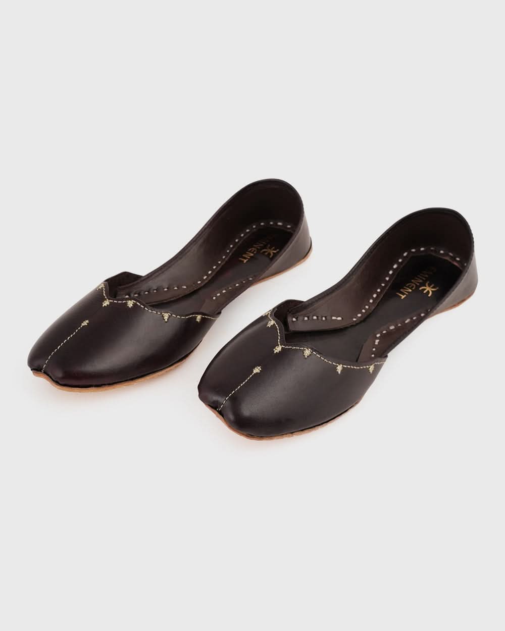 Eminent Women's Leather Khussa