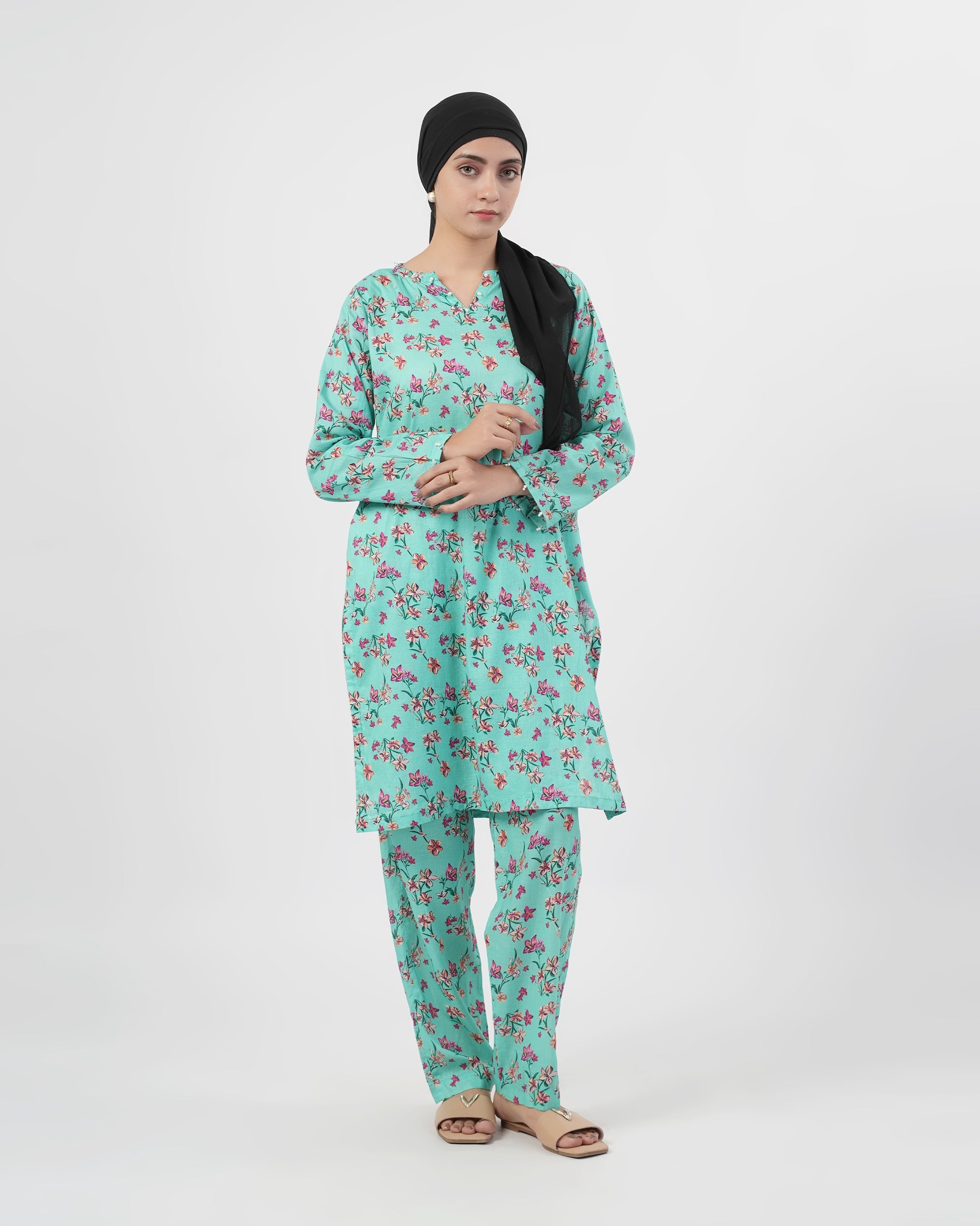 Valuables Women’s Printed Lawn 2 Pcs Suit