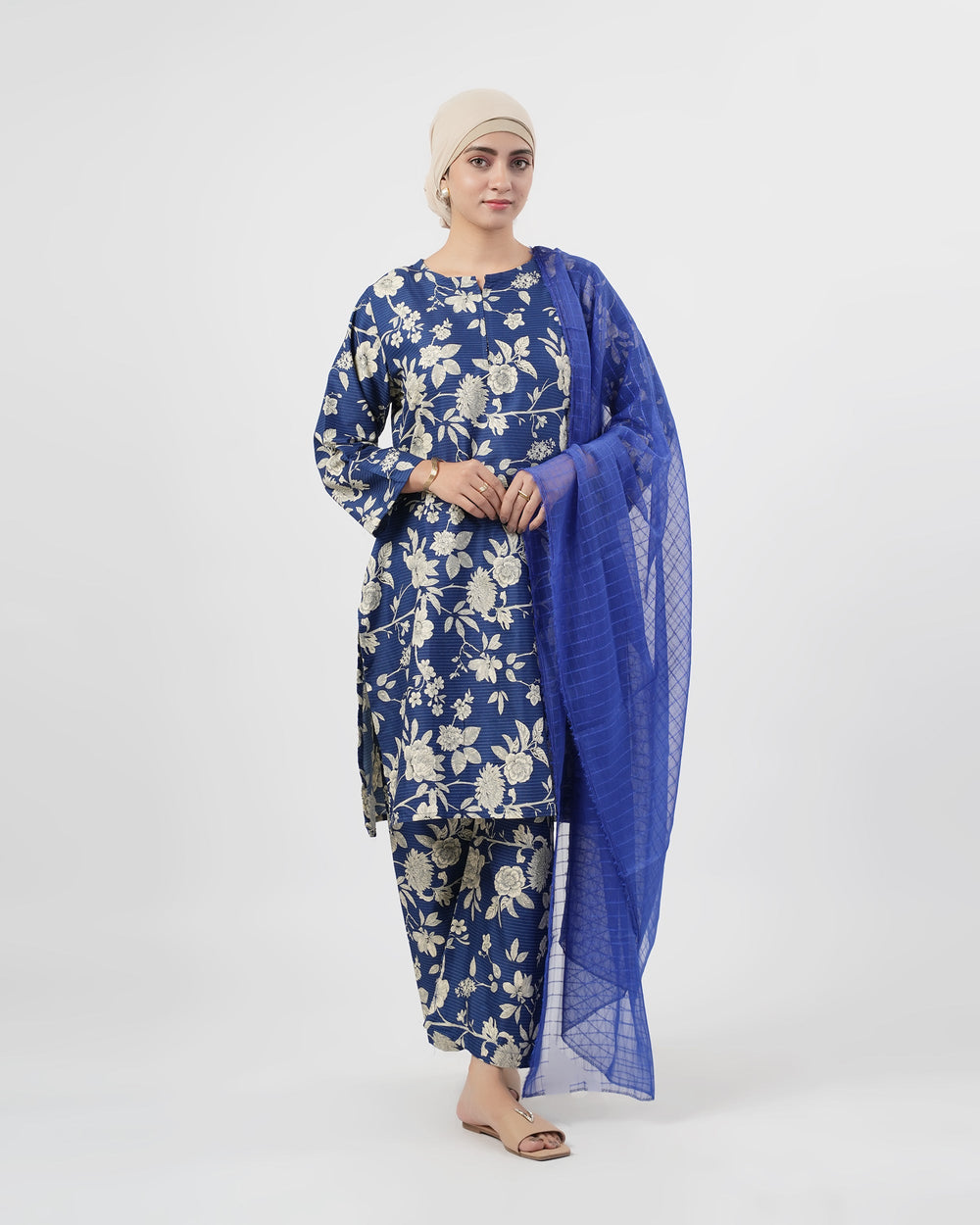 Valuables Women’s Printed 3-Pcs Suit