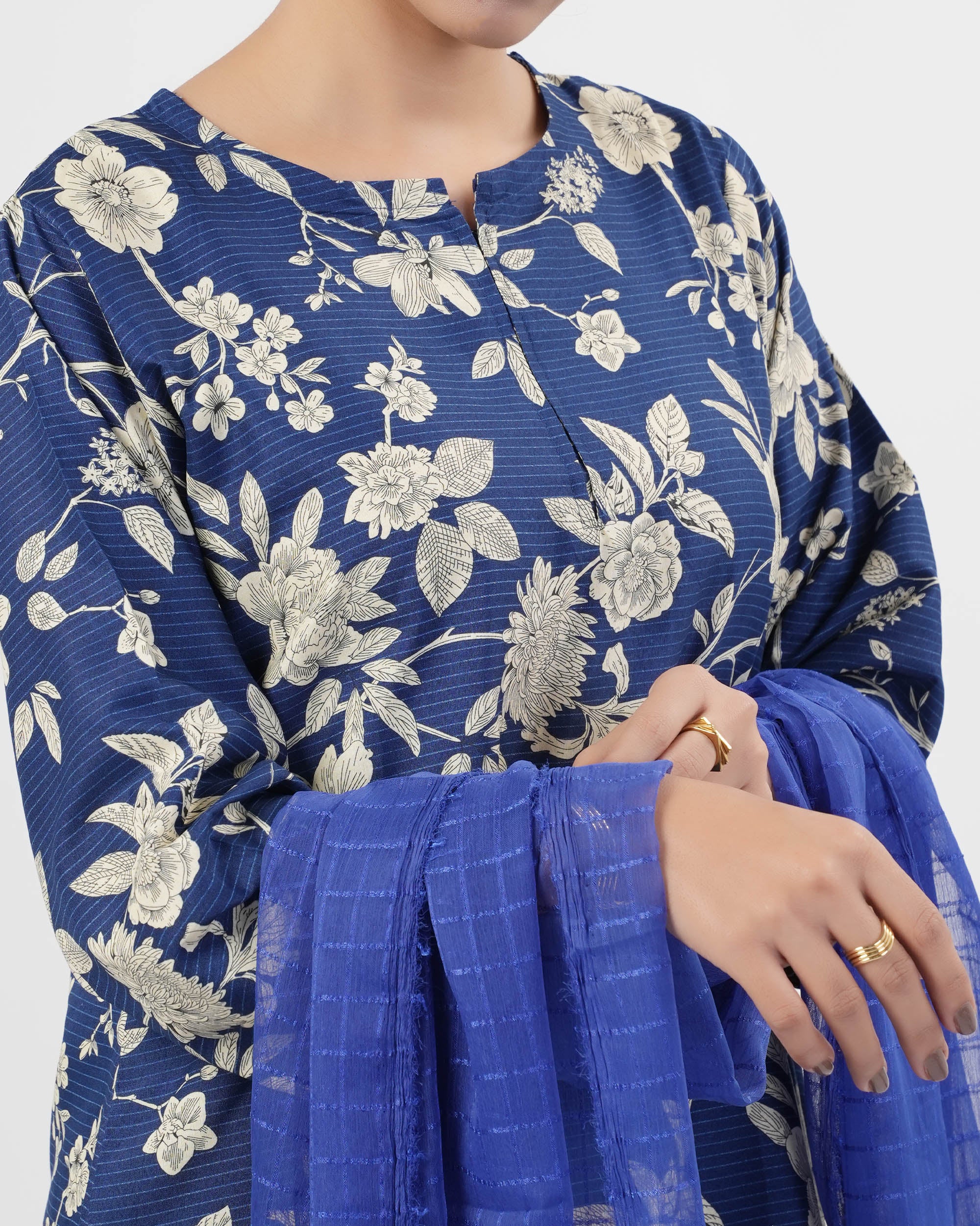 Valuables Women’s Printed 3-Pcs Suit