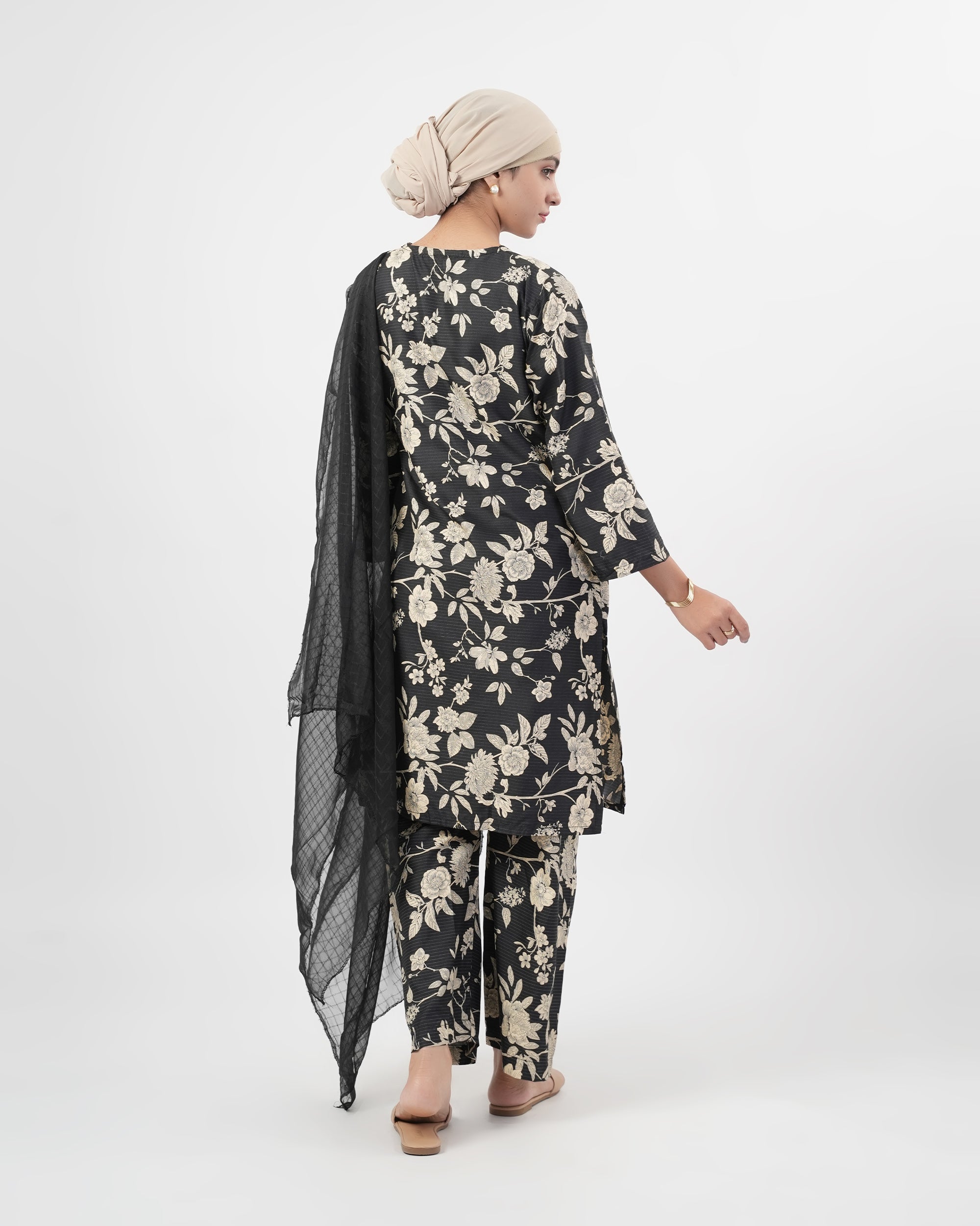 Valuables Women’s Printed 3-Pcs Suit