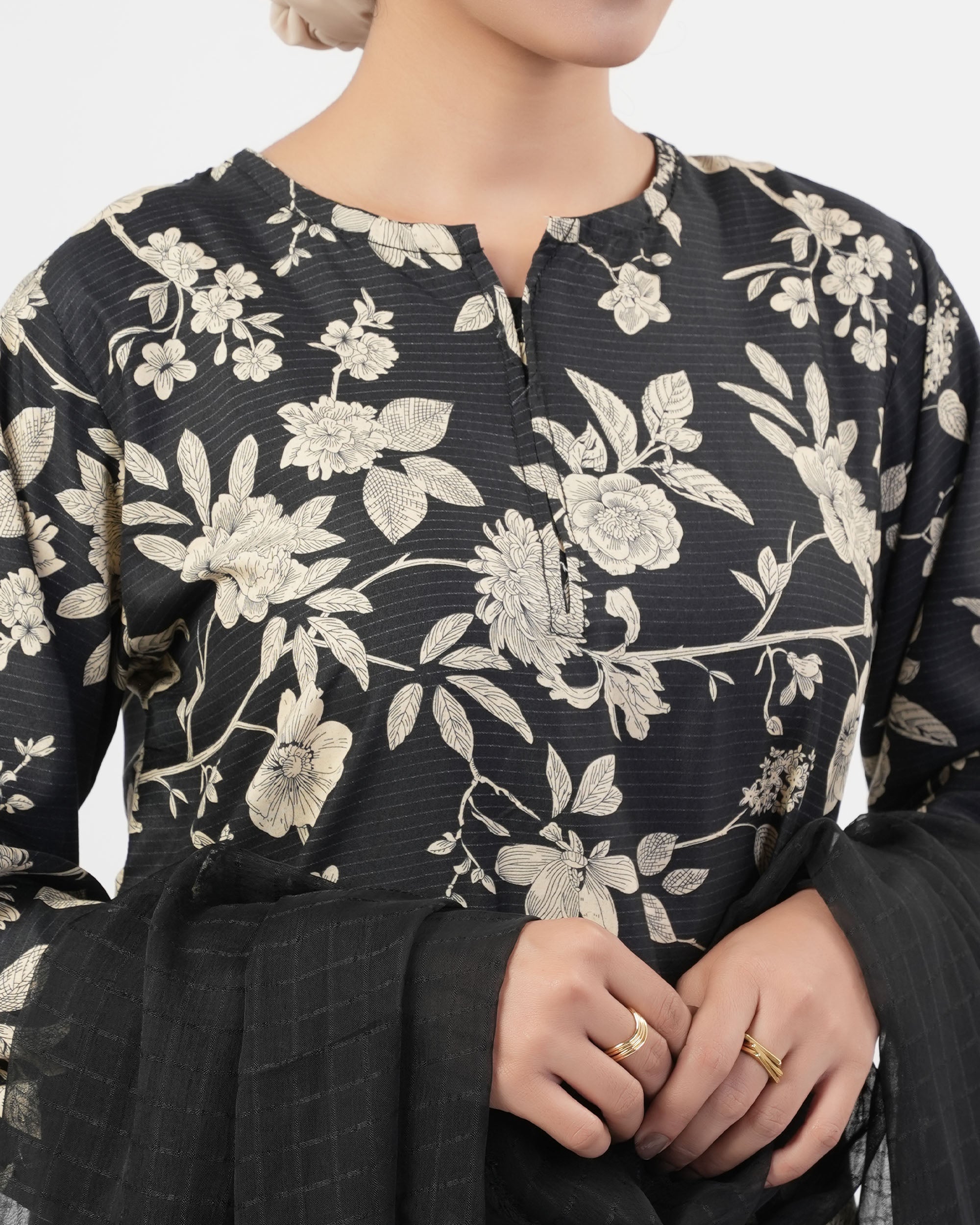 Valuables Women’s Printed 3-Pcs Suit