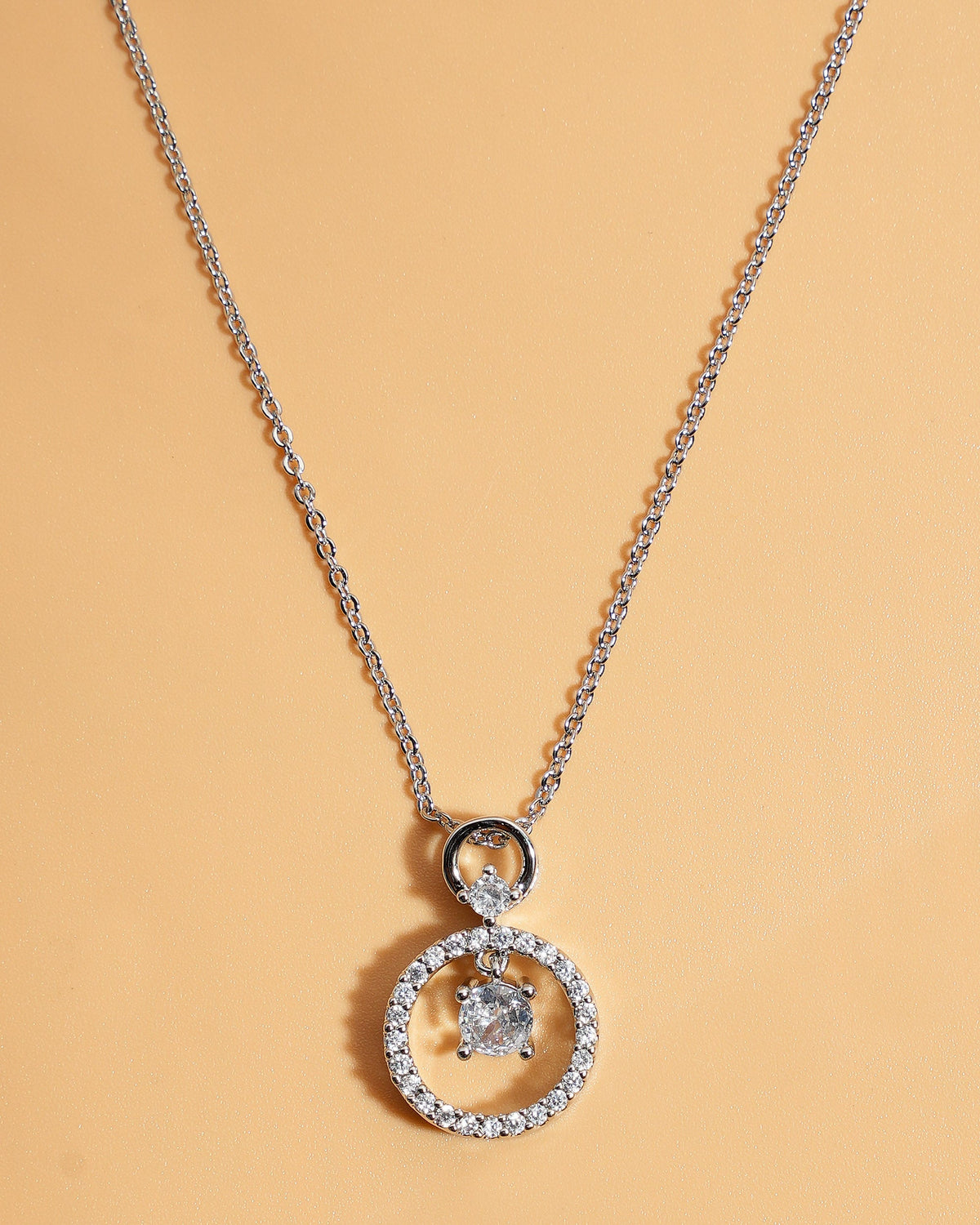 Eminent Women's Locket Set