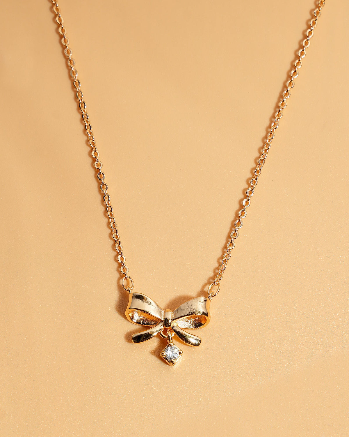 Eminent Women's Locket Set