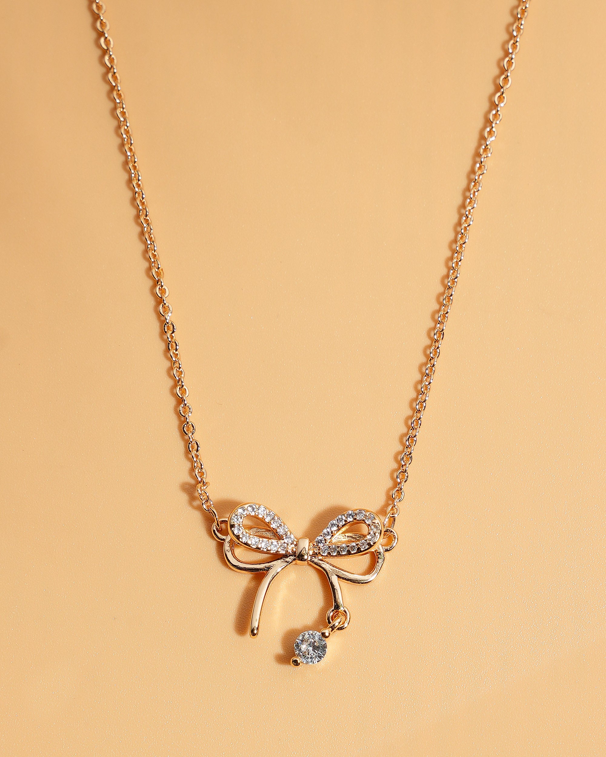 Eminent Women's Locket Set | Mannats Collection