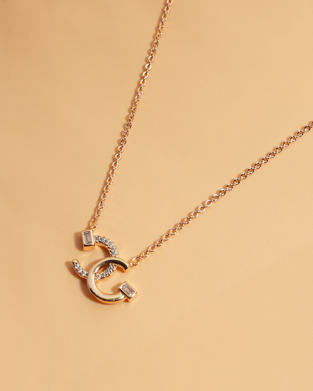 Eminent Women's Locket Set
