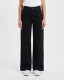 Women's Flared Denim Pant