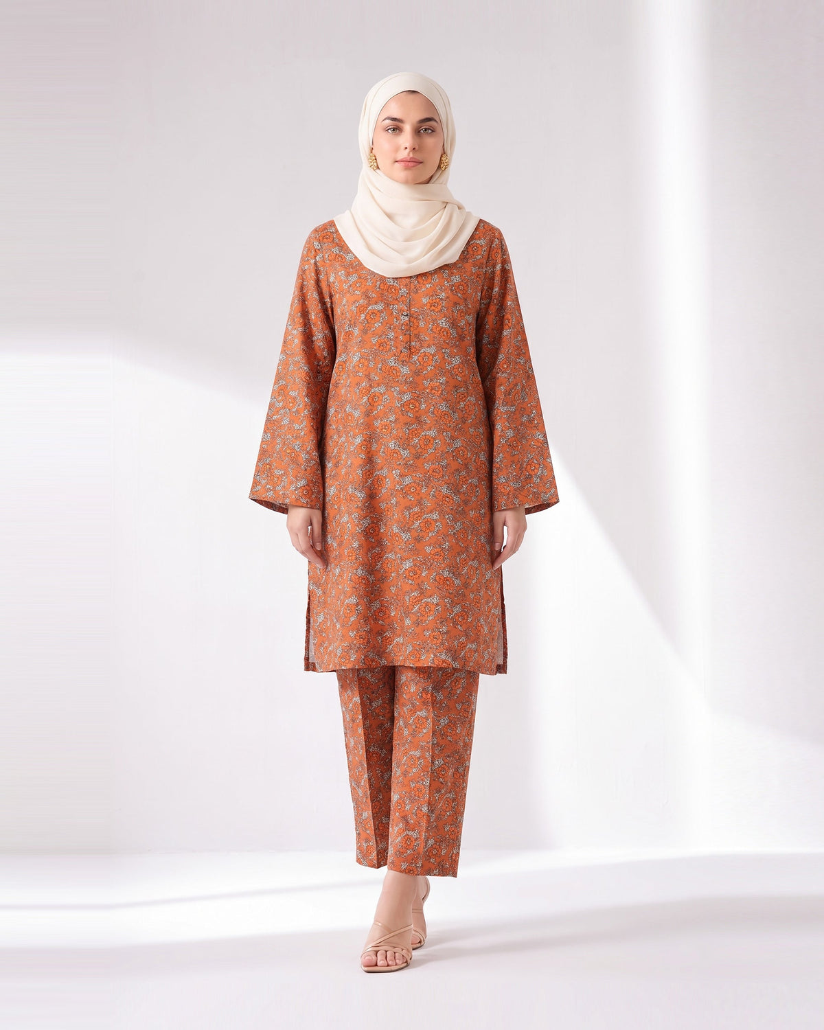Women's Unstitched Printed 2 Pc Suit