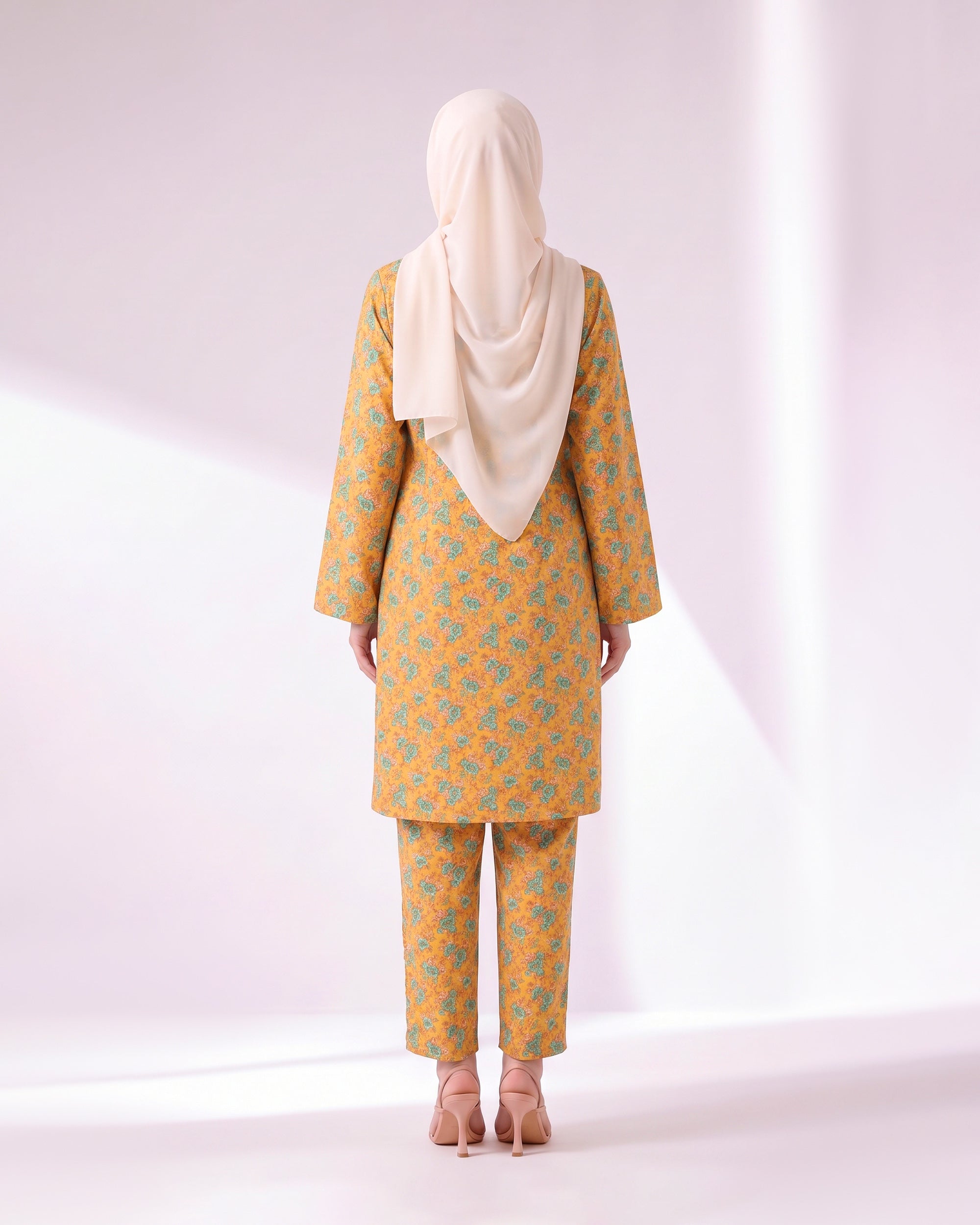 Women's Unstitched Printed 2 Pc Suit