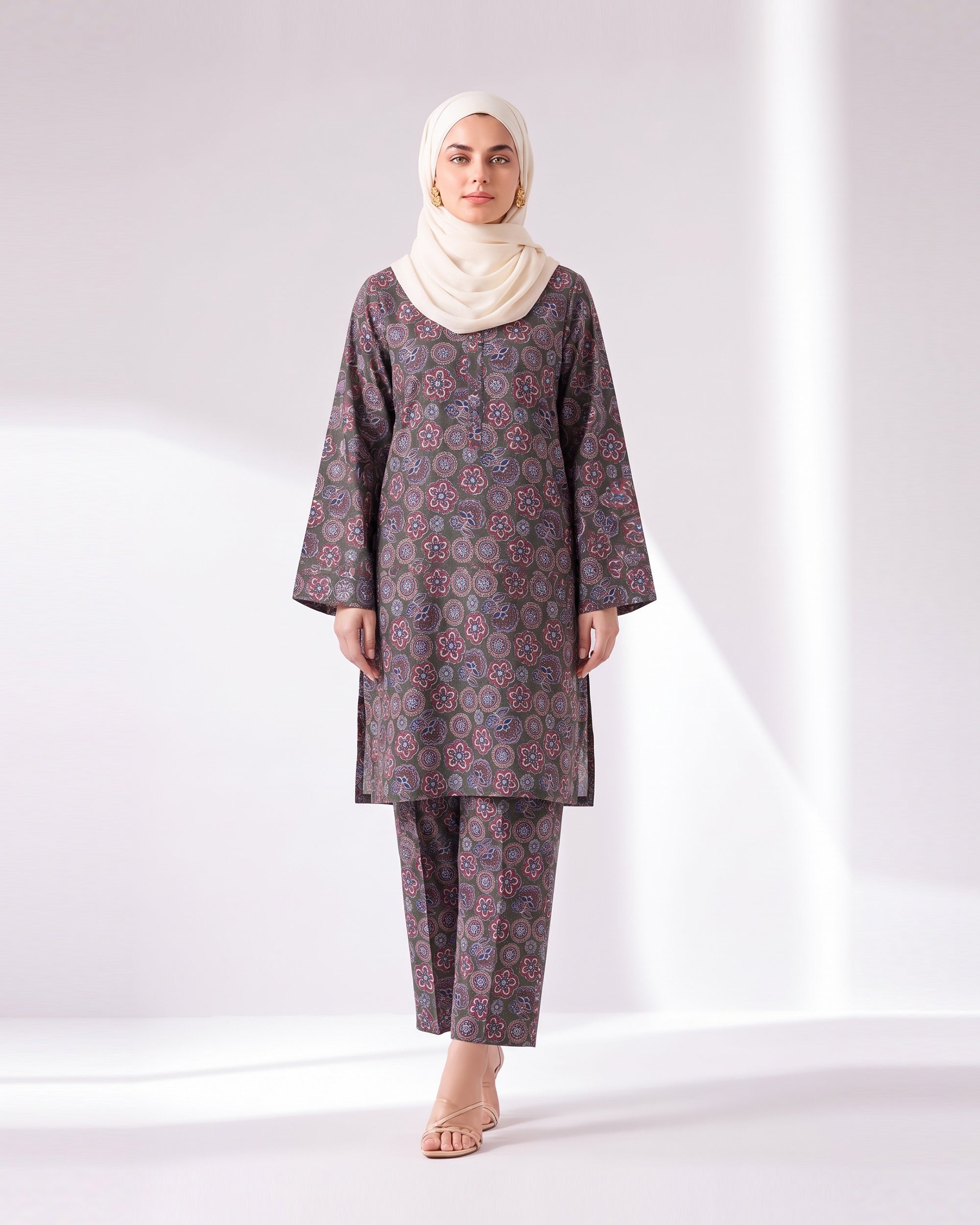 Women's Unstitched Printed 2 Pc Suit